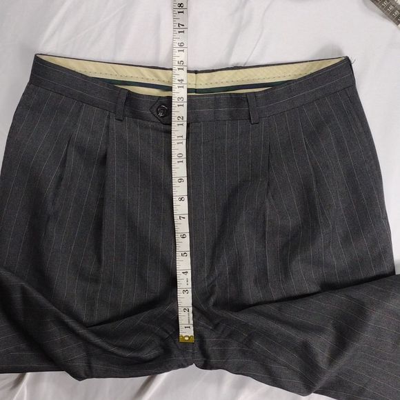 Lauren Ralph Lauren Smoke Gray Wool Total Comfort Pleated Pin Stripe Slacks - Picture 6 of 14